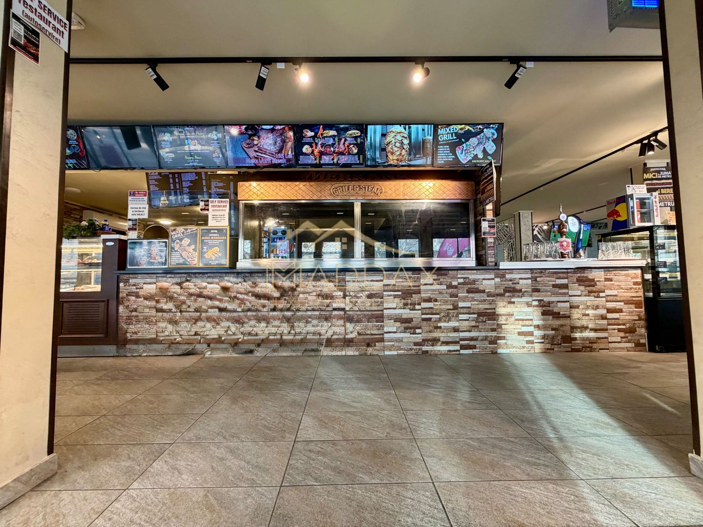 Spatiu Comercial  *731mp* / VAD stradal 31m / 19 locuri de parcare // Unirii - Poză 16