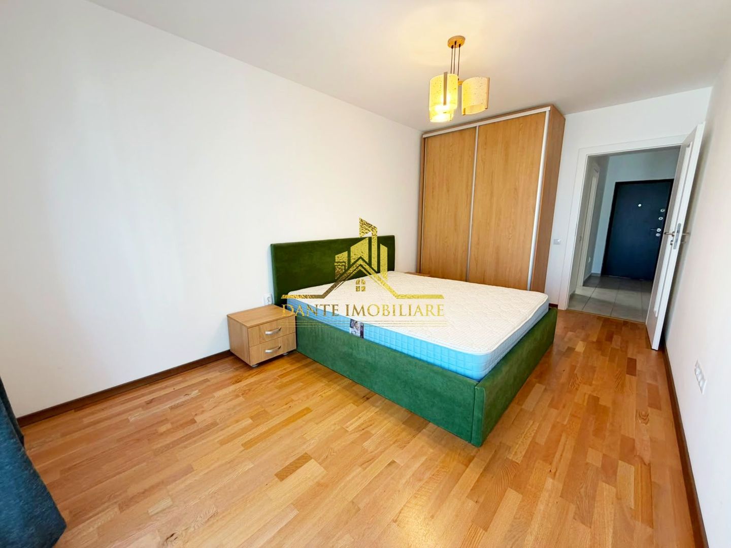 2 camere, modern, bloc nou, balcon, parcare, Centru, str Traian - Poză 4