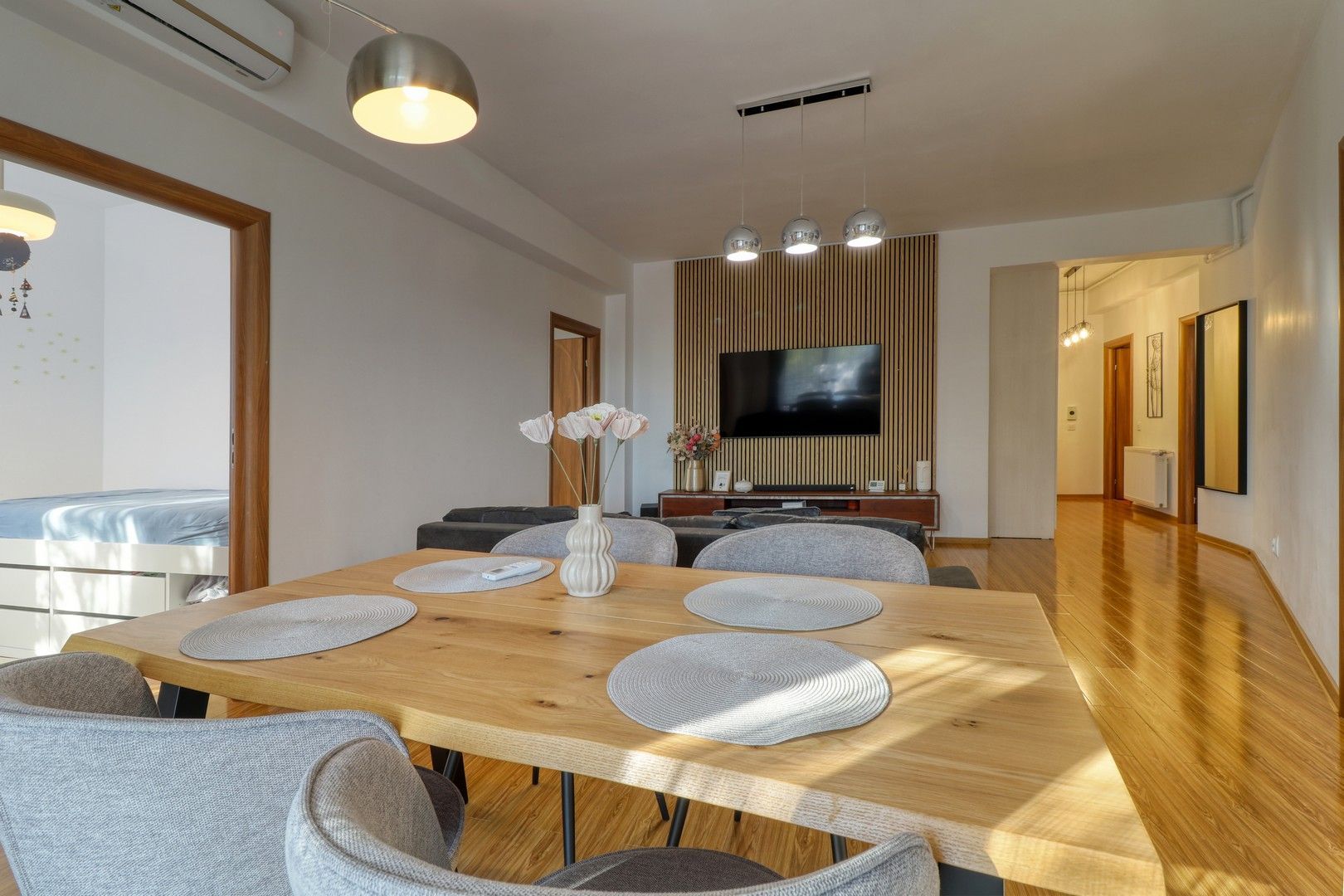 Bucurestii Noi- Dămăroia- Apartament de 4 camere-92mp- Școala 179 - Poză 2