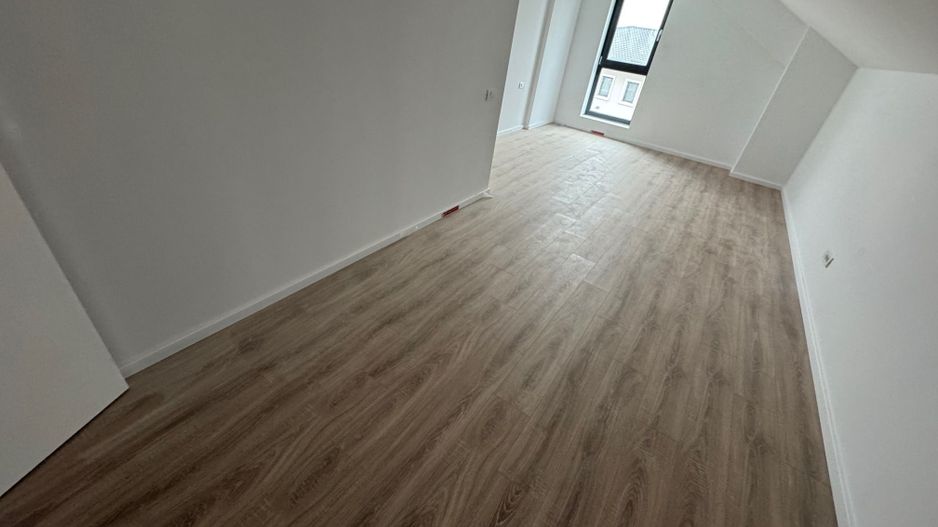 Vile Otopeni 23 august 5 camere, TOATE utilitatile - Poză 8