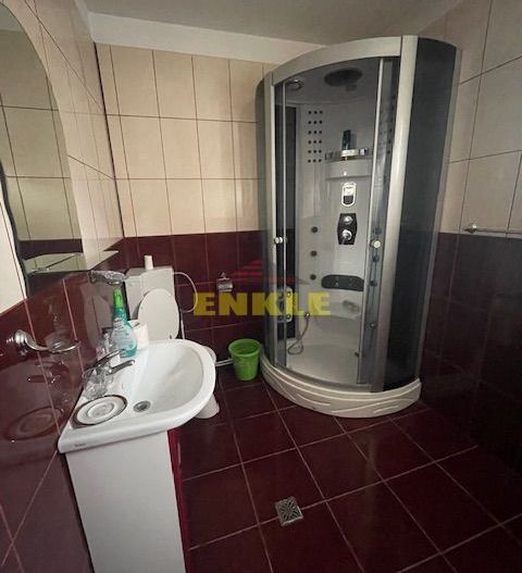 De vânzare: Hală industrială cu anexă birouri/apartament - Poză 4