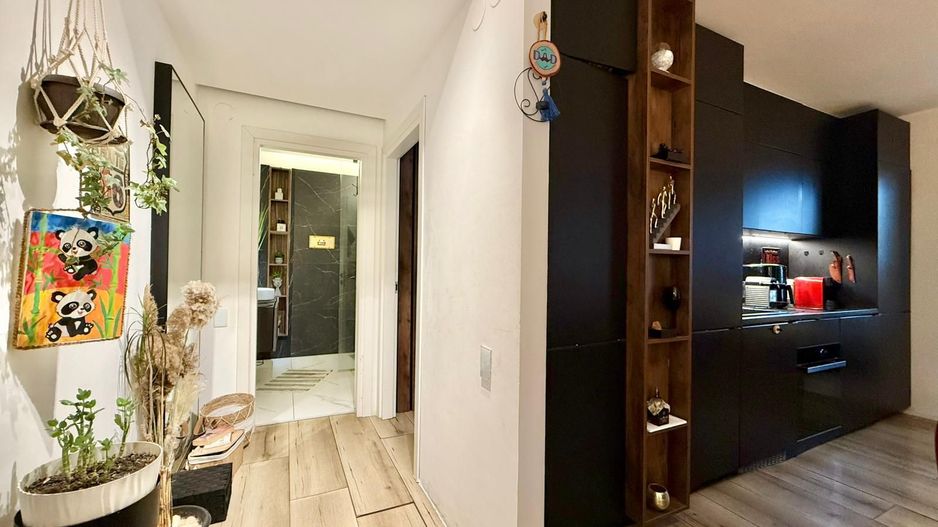 COSMOPOLIS - Apartament cu 2 camere, mobilat si utilat. - Poză 6