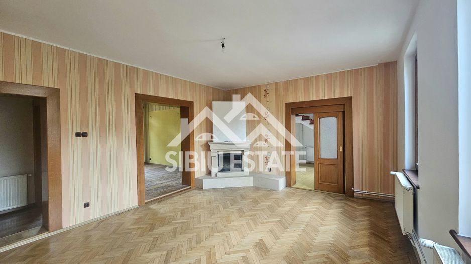 Casa Sibiu central, teren 1000 - Poză 4