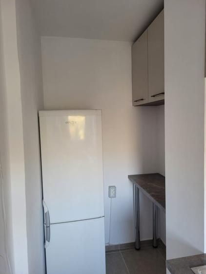 Garsoniera renovata, 2 minute metrou Tineretului, balcon inchis - Poză 9