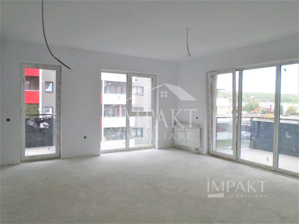 Apartament semidecomandat cu 3 camere in zona Terapia! - Poză 1