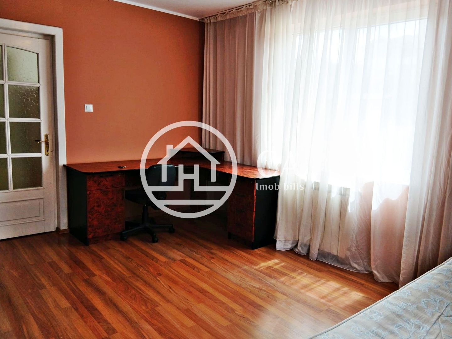 Casă cu 7 camere de închiriat în zona Gheorghe Doja, Oradea - Poză 15