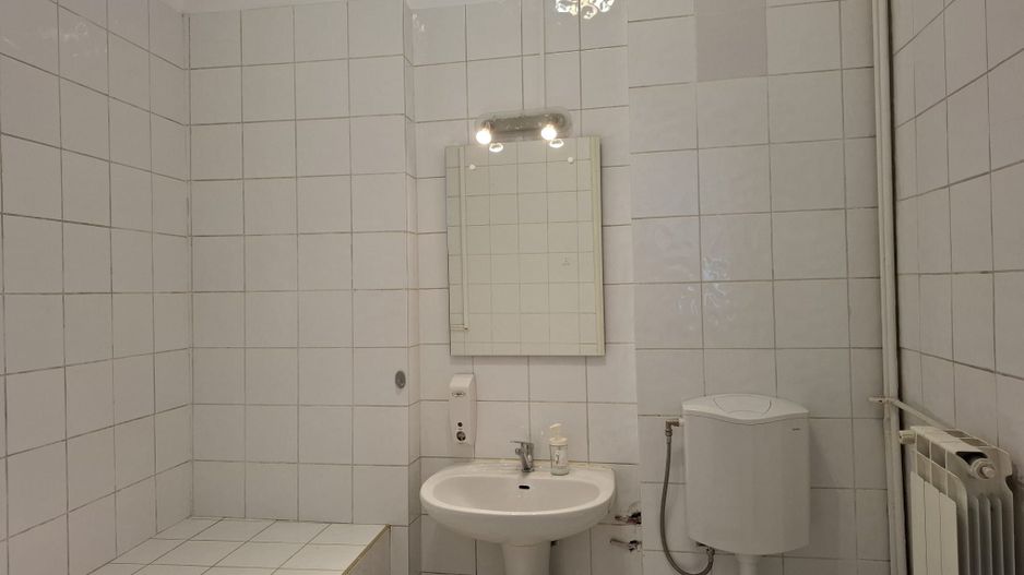 URGENT!, libera, rezidential/birou/comercial, 2 intrari, NEGOCIABIL - Poză 7