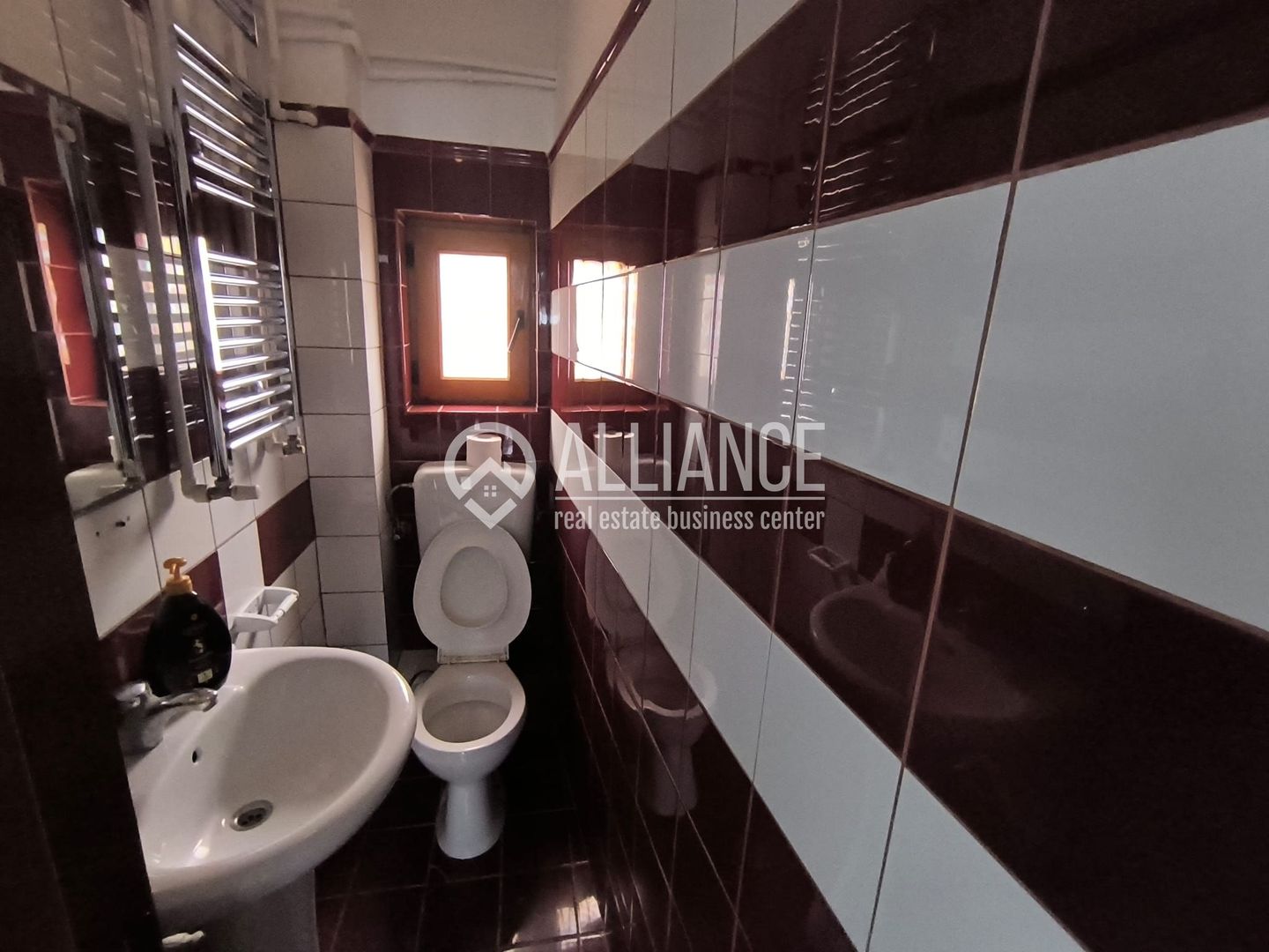 Capitol Bulevardul Mamaia Vila D+2E+M - Poză 16