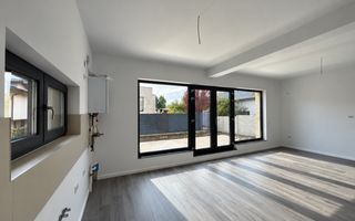 Vilă cu 6 camere, teren 420 mp, Tunari-zona Primariei - Poză 3