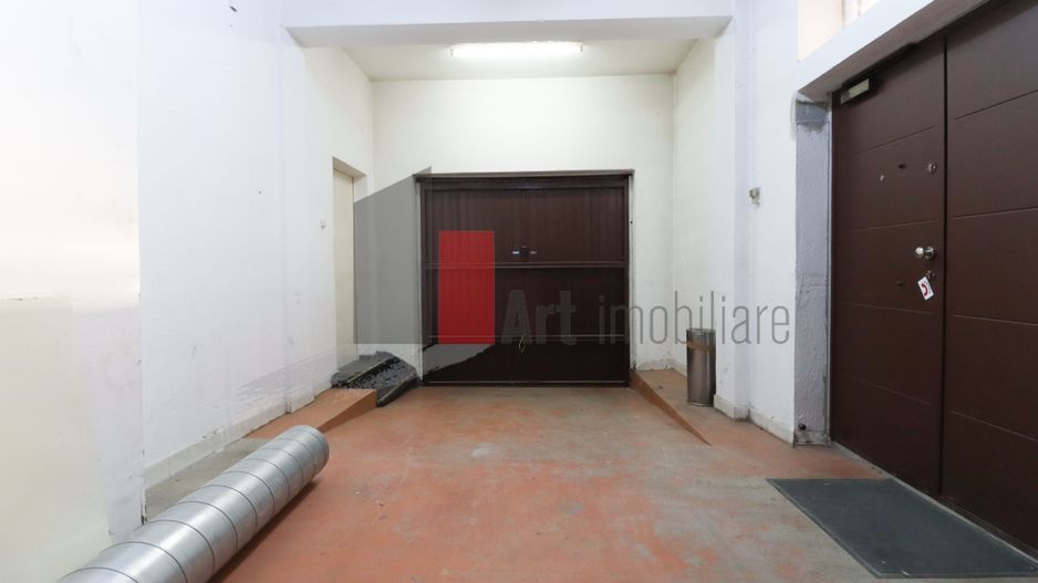 Spatiul "NUJNO", parter, 2 intrari, comercial/depozitare/productie - Poză 1