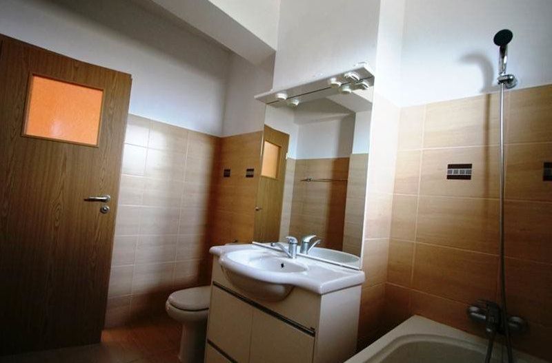 Apartament cu 2 camere de închiriat - Poză 7