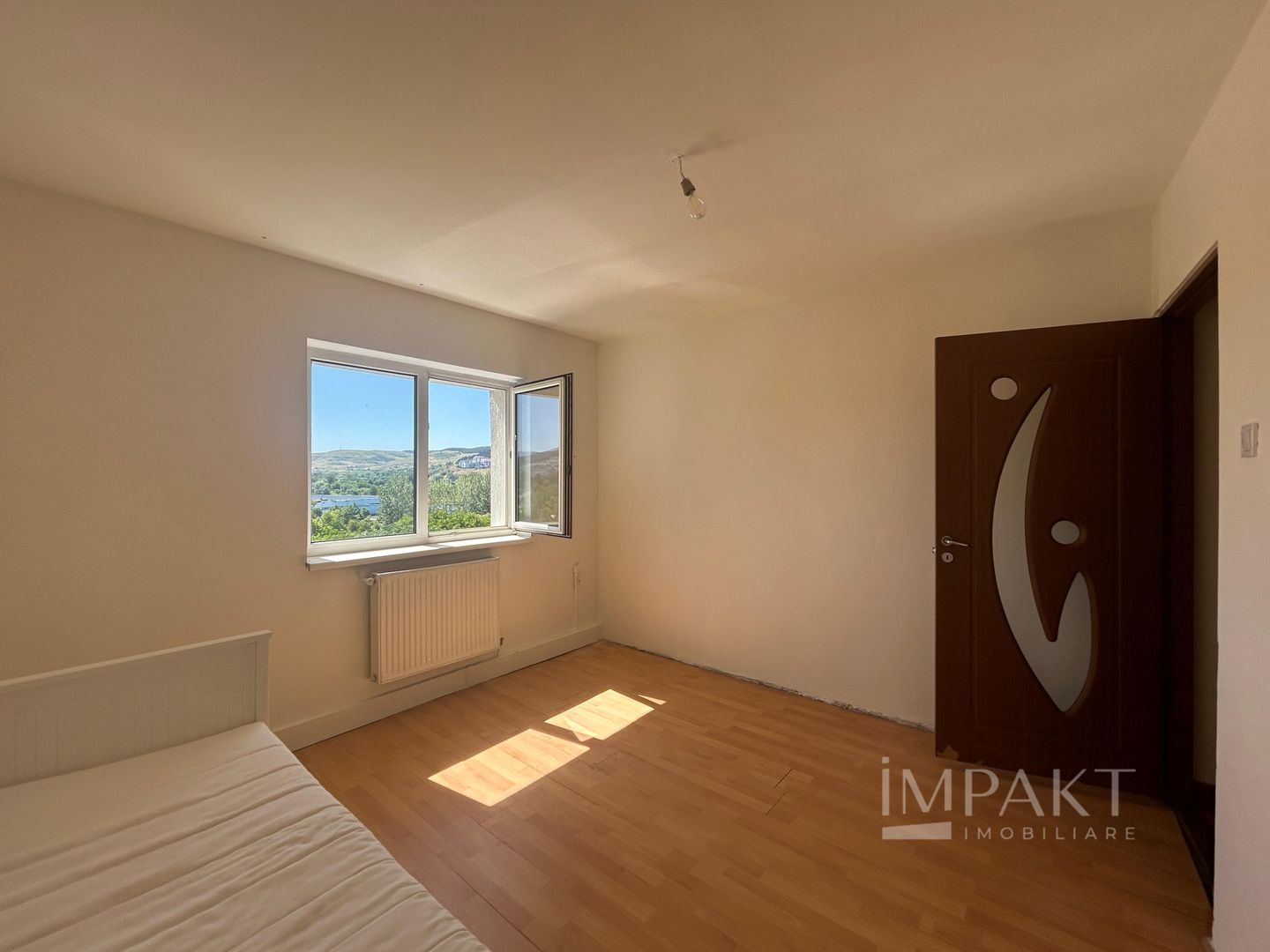 Vanzare apartament cu 3 camere in zona Calea Floresti! - Poză 4