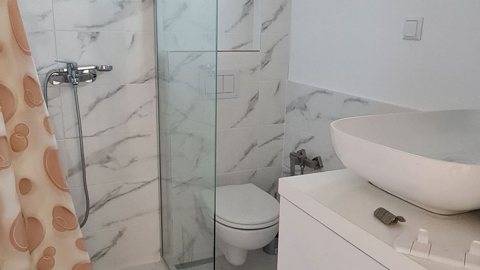 De inchiriat casa 4 camere bucatarie mobilata utilata Izvor - Poză 10