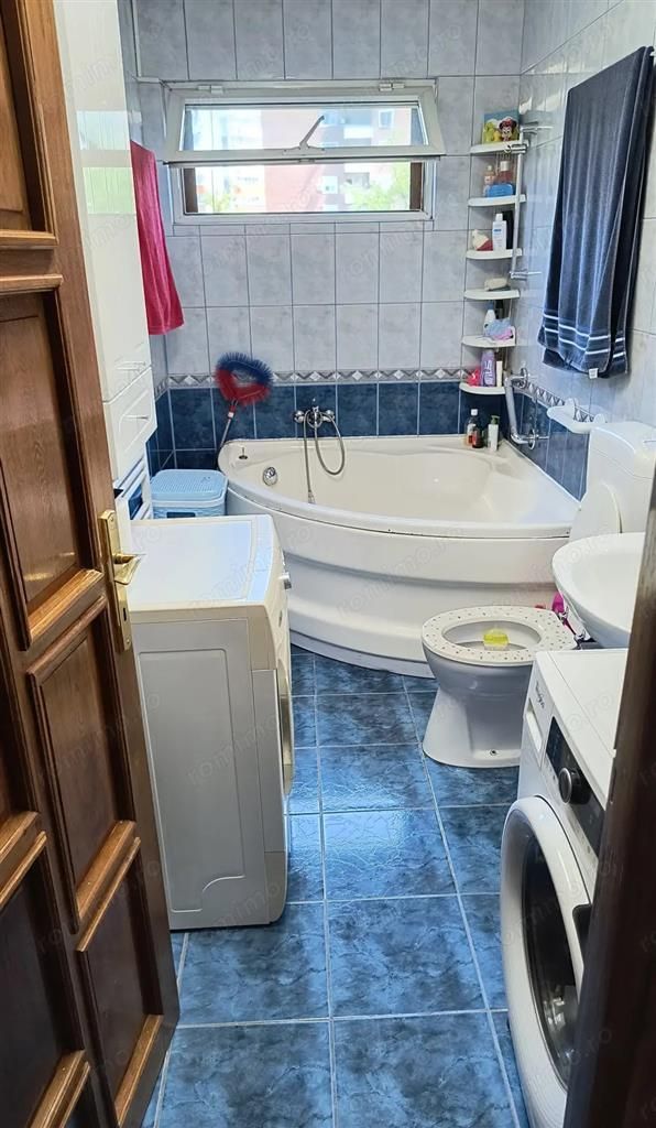 3 camere Circumvalatiunii decomandat centrala proprie - Poză 9