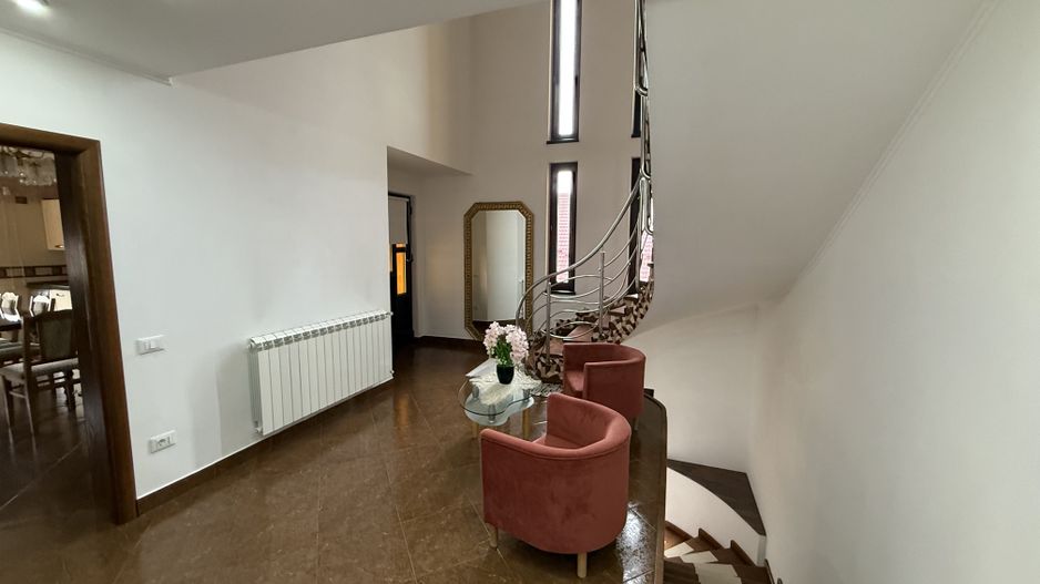 Casă de vânzare | Burdujeni | 417 mp construiți | Teren 1.200 mp - Poză 5