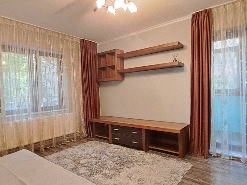 Garsoniera foarte spatioasa | Dristor - Poză 1