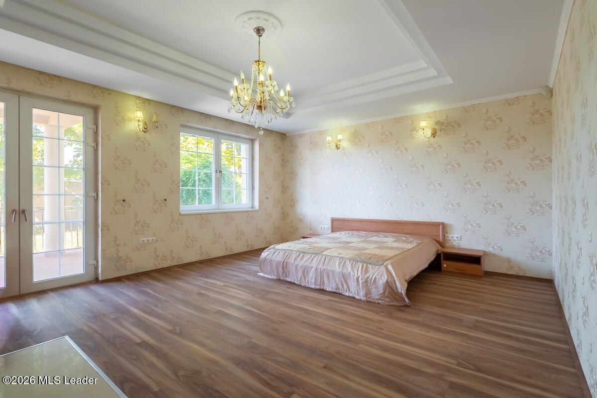 Cernica - Intre Lac si Padure, Vila luxoasa 946 MP, teren 1382 MP - Poză 6