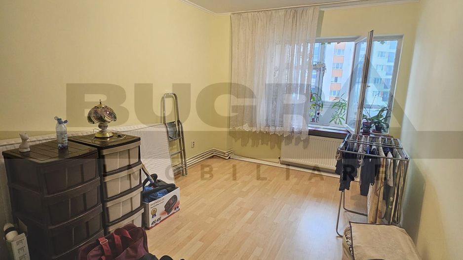 Apartament cu 2 camere, 50 mp, etaj intermediar, parcare, zona Pertrom - Poză 2