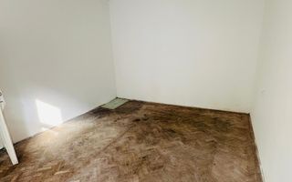 Apartament 1 camera 50mp utili etaj 1 Traian- centrala proprie - Poză 1