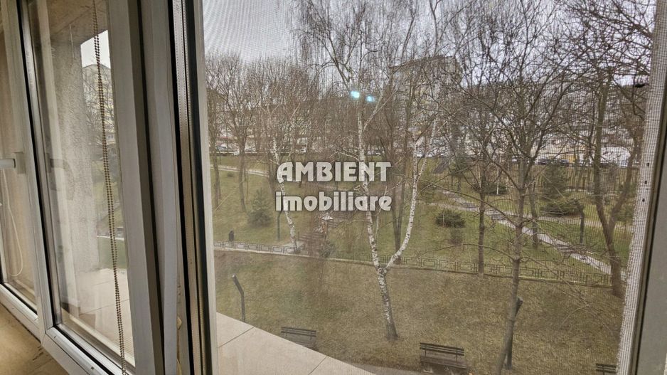 Apartament cu 3 camere, etaj 3, mobilat si utilat, zona CENTRU; - Poză 9