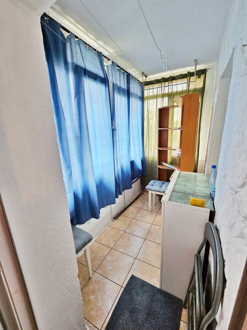 AP. 2 CAMERE GORJULUI, BUCATARIE DESCHISA, REABILITAT, METROU 5 MINUTE - Poză 7