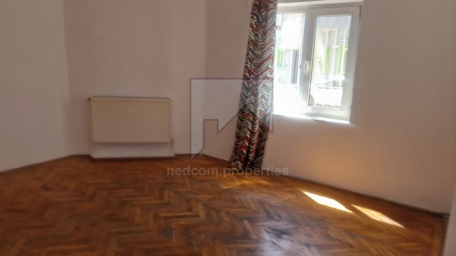 Casa S+P+1 - zona Calea Grivitei - Poză 3