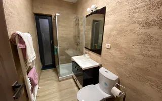 Duplex de vânzare/ cartier Europa/  curte/ terasa de 25 mp/ finisat modern - Poză 13