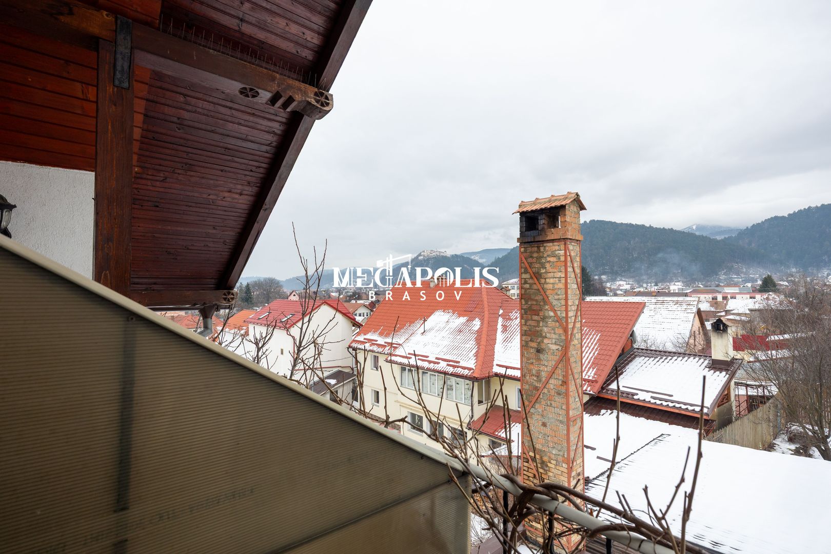 Pensiune de vânzare în Râșnov | 14 camere | 427 mp - Poză 33