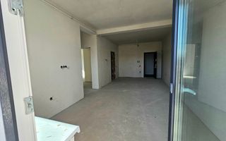 Apartament 3 camere, 2 bai, etaj 1 Selimbar - Poză 10