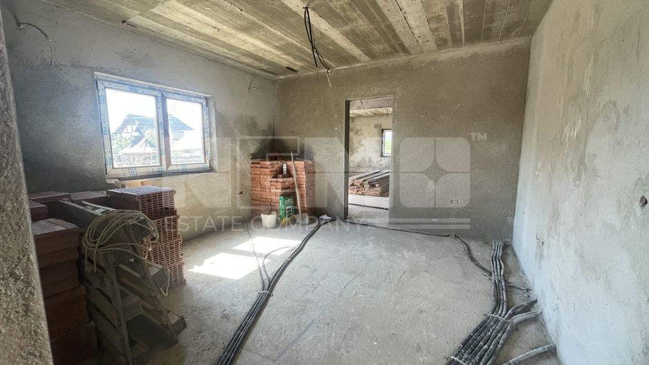 CASA LA ROSU DIN CARAMIDA + GARAJ I 12,5 ARI I VICOV DE SUS I - Poză 22