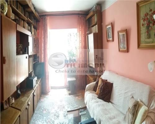 Apartament 2 camere decomandat Nicolina-Belvedere 124000 euro - Poză 2