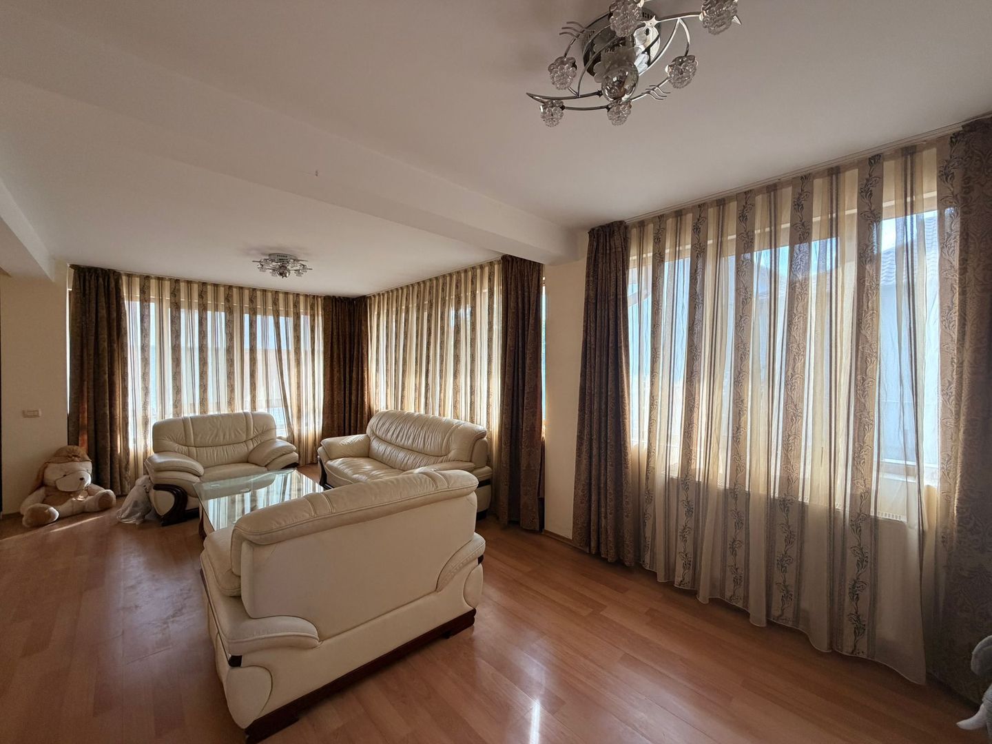 Apartament 3 camere spatios - Voluntari - 113 mp - Poză 2