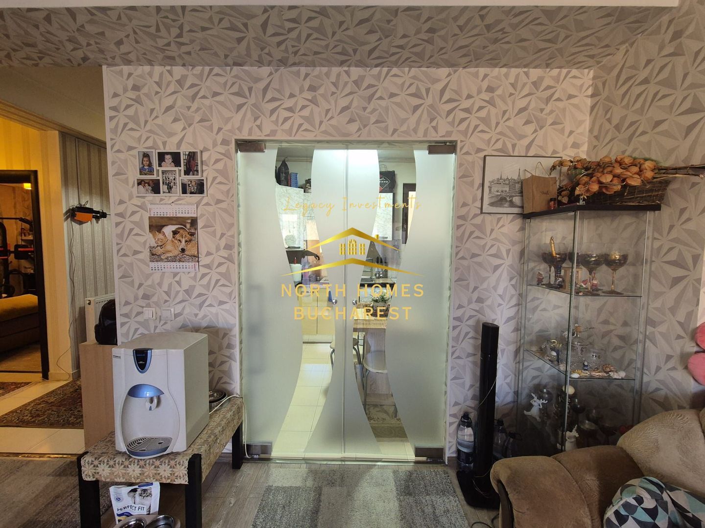 Ap 3 camere cu parcare subterana si curte in vila in zona Dămăroaia - Poză 15