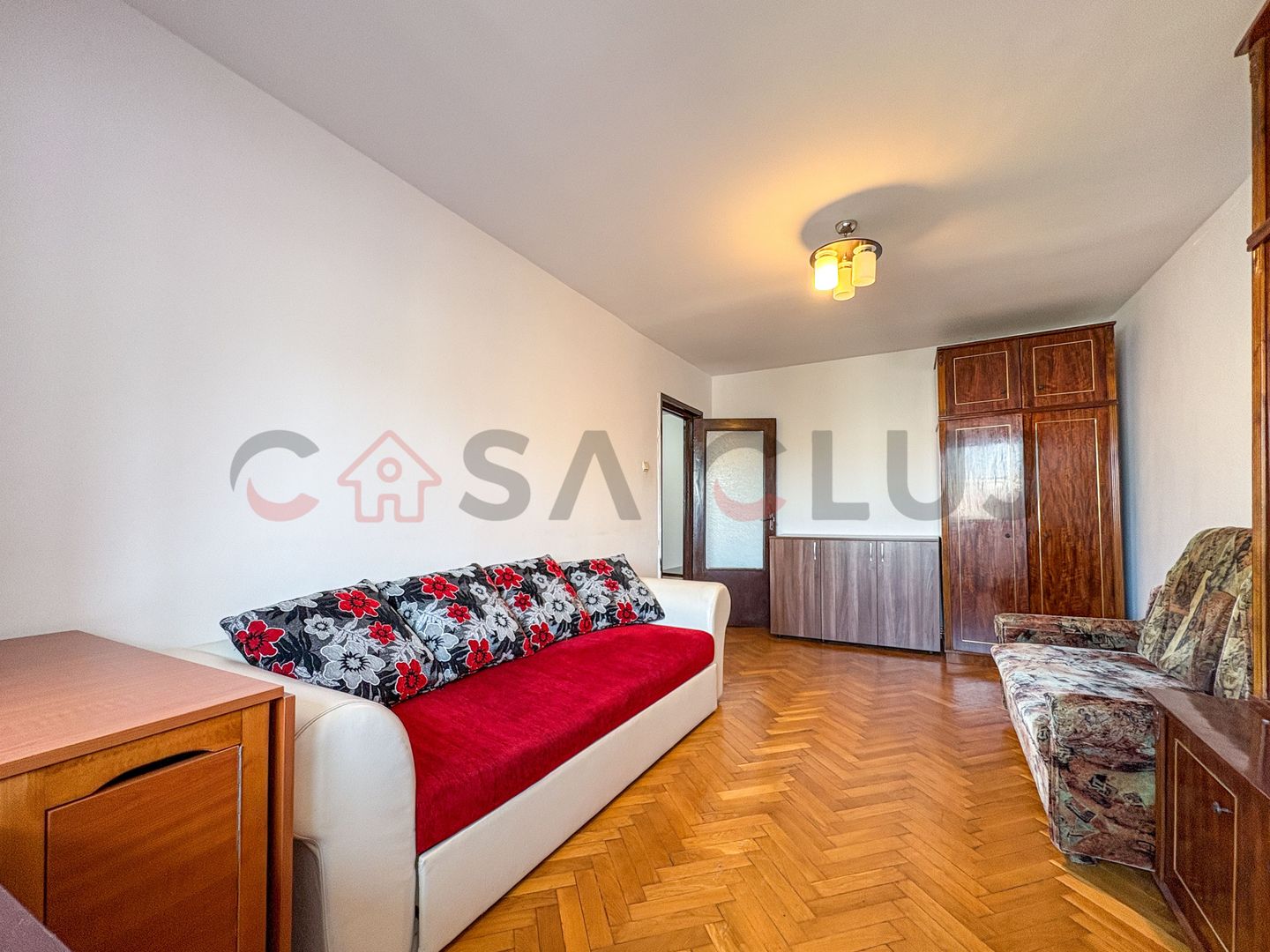 4 camere decomandate etaj intermediar Piata Ion Mester - Poză 2