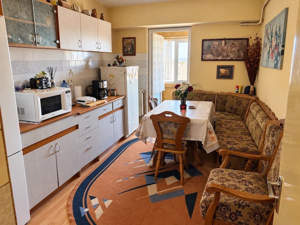 Apartament  de vanzare 4 camere, 102 mp,   Soseaua Alba Iulia - Poză 4