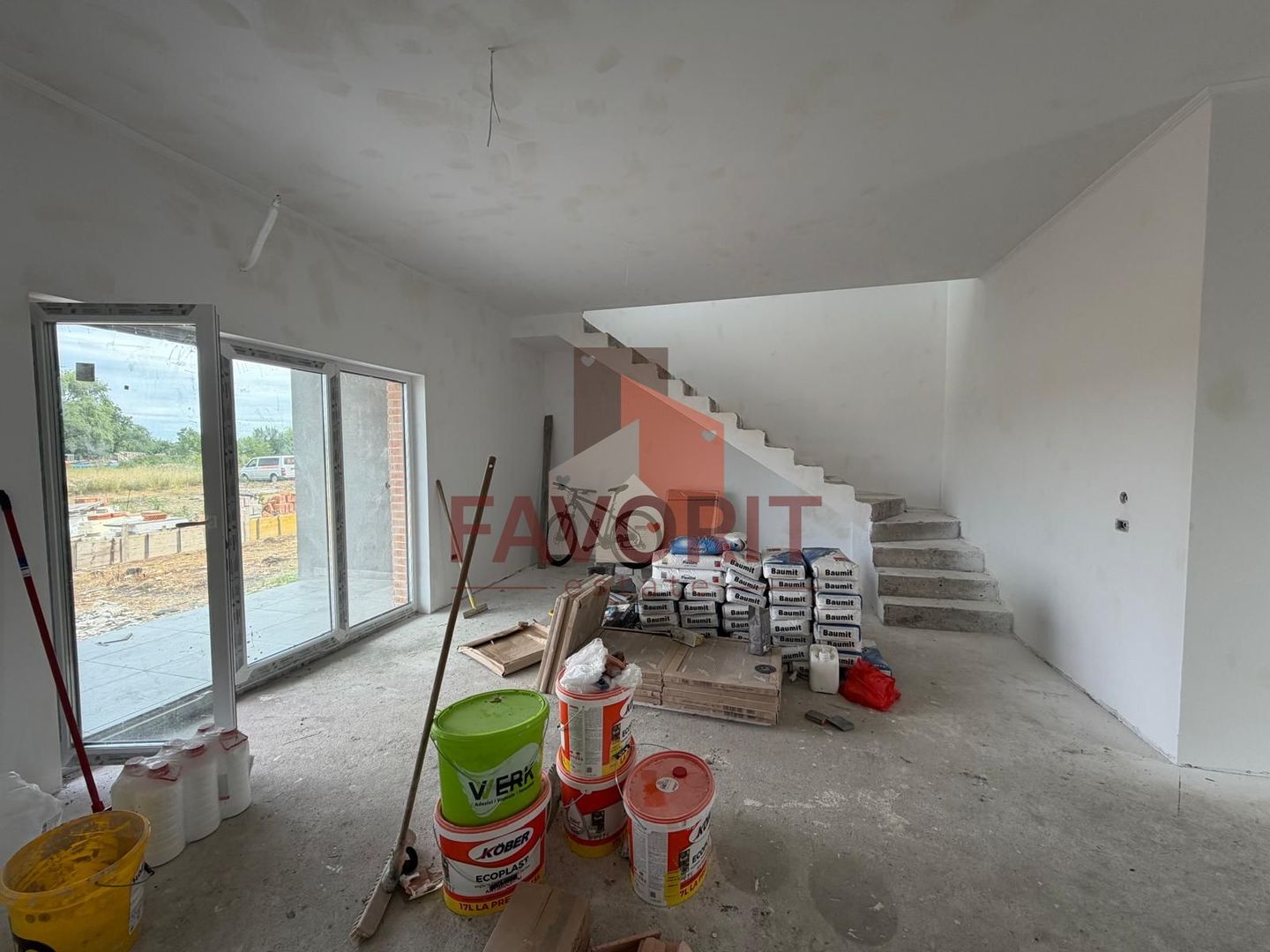 Triplex in Sacalaz |  Finisaje premium | 3 camere | Asfalt | 2 terase - Poză 4