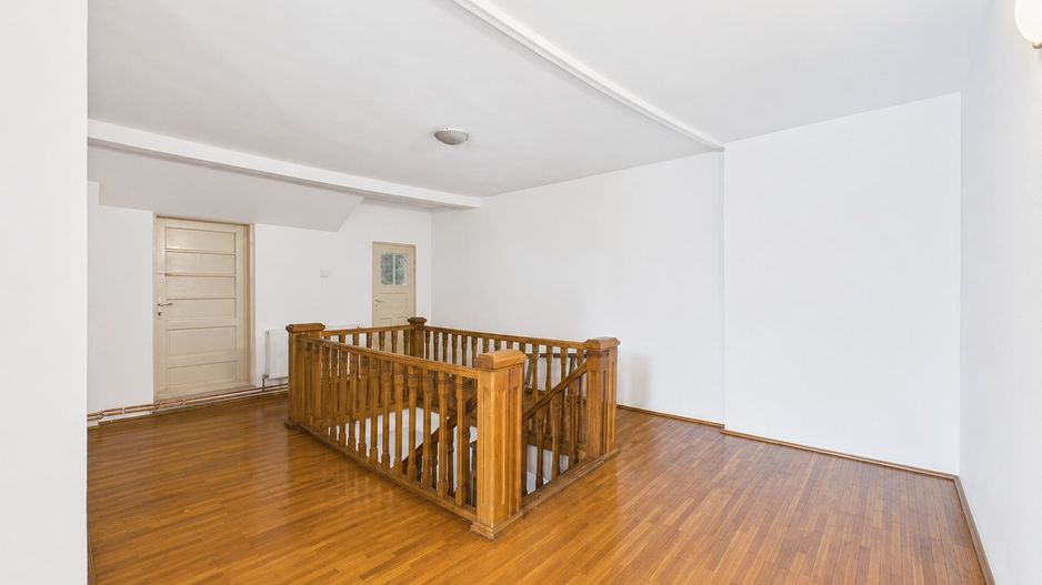 Casă / Vilă cu 6 camere de vânzare în zona Gara de Nord - Poză 21