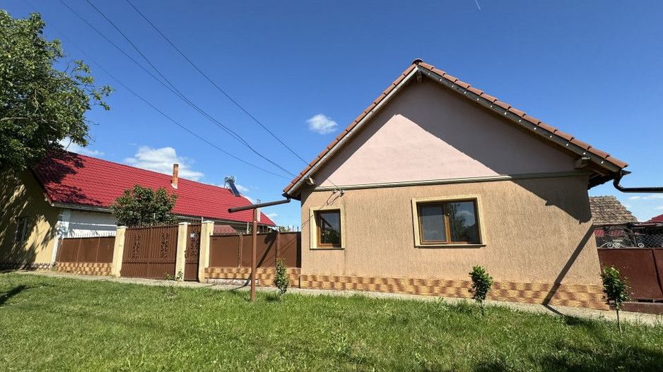 Casa cocheta, renovata, mobilata, teren generos, la sat, COMISION 0 - Poză 1