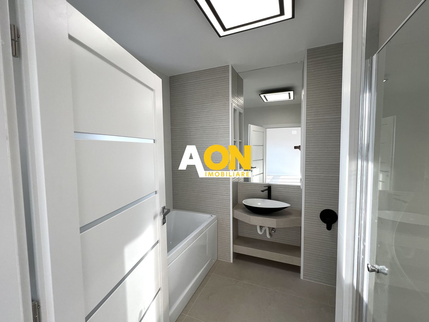 Casa moderna cu finisaje de calitate, 4 camere, 3 bai, 132 MP utili - Poză 21