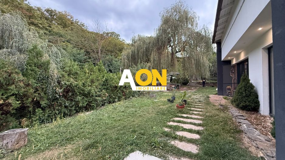 Casa Individuala Zona Schit, 4 Camere, 4 Bai, 1600mp Teren - Poză 29