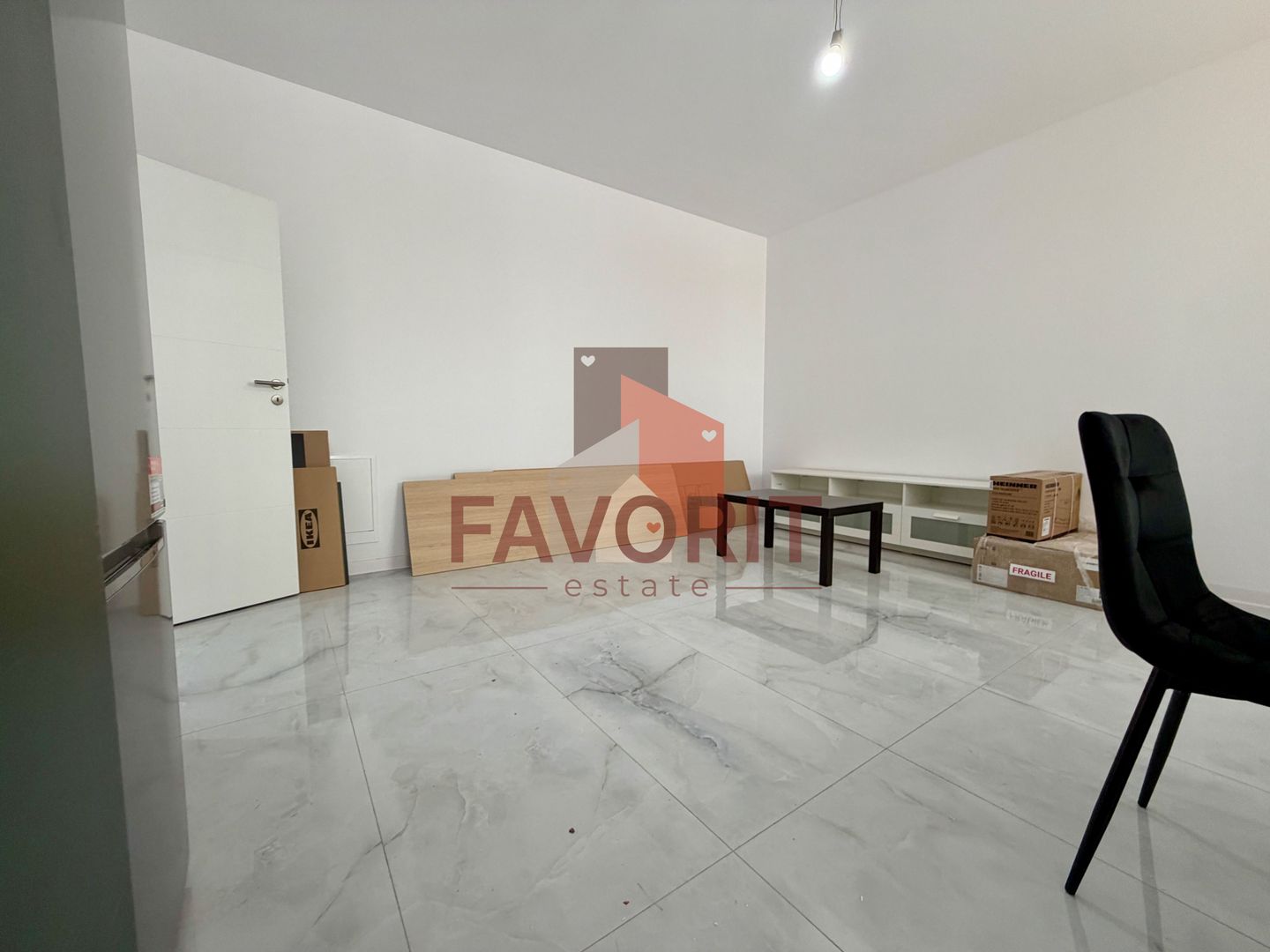 2 camere | Etajul 1 | Loc de parcare | Prima inchiriere - Poză 5
