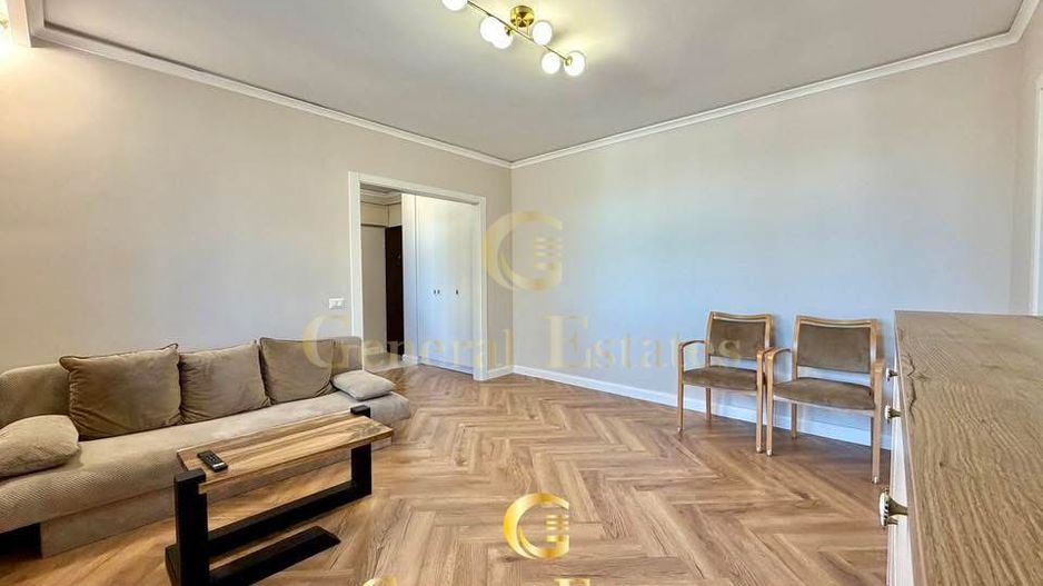 Vânzare apartament 3 camere — Copou | Zona Gaudeamus - Poză 2