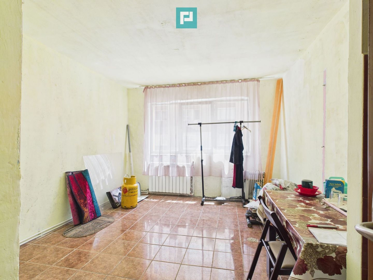 Garsonieră la parter zona UMT - Poză 1