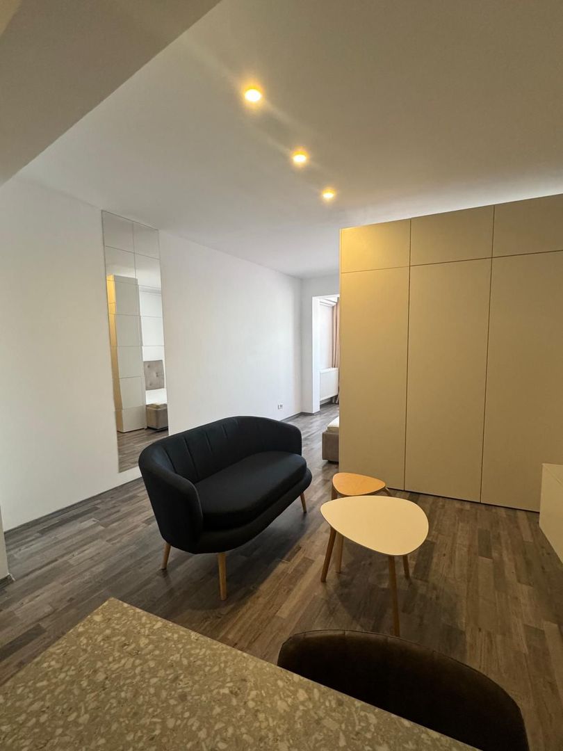 GARSONIERA DOAMNA GHICA - CENTRALA PROPRIE, MASINA DE SPALAT VASE - Poză 3