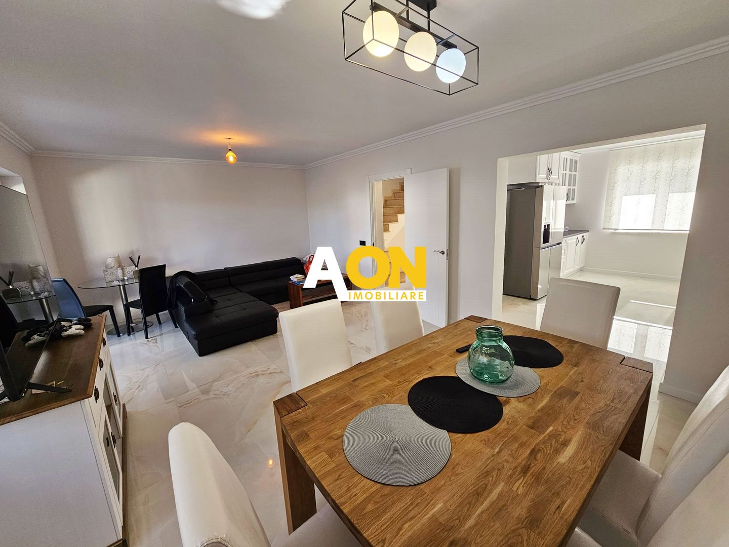 1/2 Duplex, 4 camere, 400 mp teren, Cetate - Poză 1