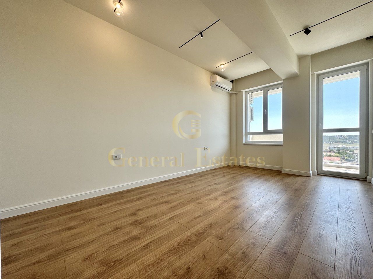 Vânzare Penthouse cu Terasă  83 m.p. -  Atrium Garden - Poză 13