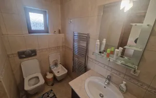 De vânzare: Vilă unică, vintage-modernă, zonă Grigorescu Oradea. - Poză 18