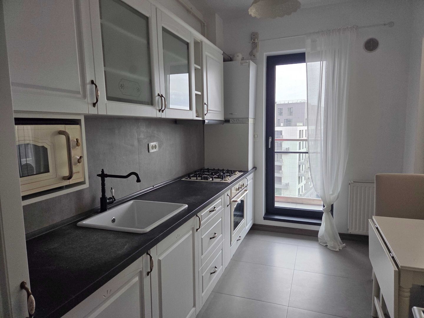 Inchiriere apartament 2 camere, Ansamblu 20th Residence, Loc parcare - Poză 3