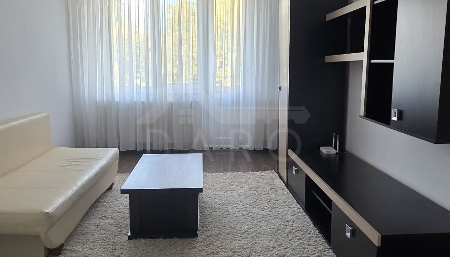 Închiriez apartament cu 2 camere 10 minute de Univ. Petru Maior - Poză 1