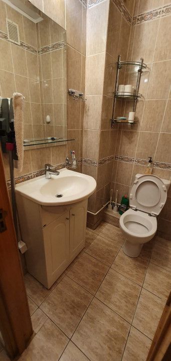 Inchiriere apartament spatios, Centru - Eremia - Poză 10